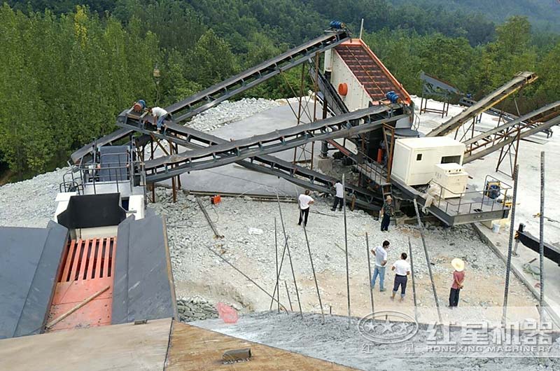 移动式时产300吨花岗岩机制砂生产线，江苏客户现场
